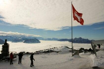 स्विट्जरलैंड घूमने का सबसे अच्छा समय: मौसम, गतिविधियों और सामर्थ्य का एक आदर्श मिश्रण, जीवन शैली समाचार