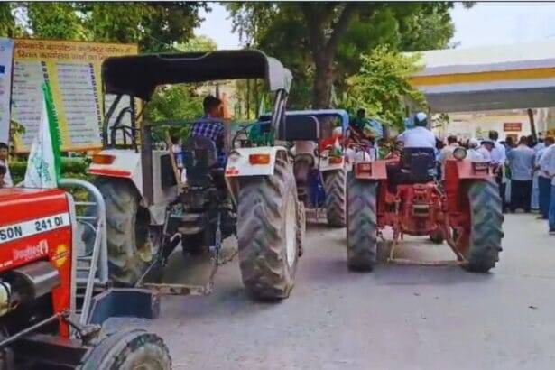 नरसिंहपुर में किसानों ने निकाला ट्रैक्टर मार्च (सांकेतिक तस्वीर)