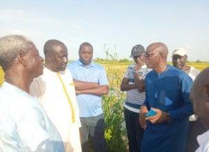 कानून निर्माता सीपीसीयू के तहत कृषि परियोजनाओं के लाभार्थियों, हस्तक्षेप स्थलों का दौरा करते हैं