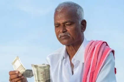 किसानों के खाते में आज आएंगे 2000 रुपये