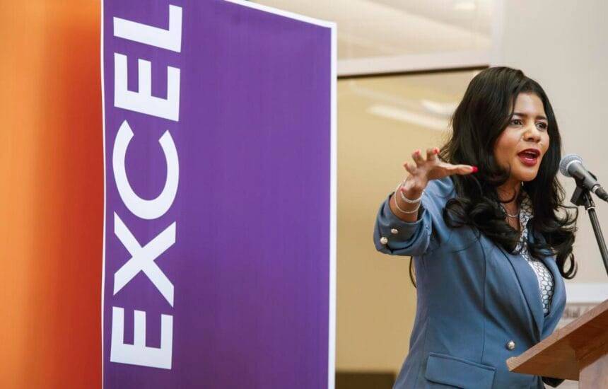 सीडर रैपिड्स स्कूल, कॉलेज और के बारे में जानने के लिए परिवारों के लिए अगले महीने सूचनात्मक बैठकें खुली हैं