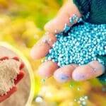 खाद की कालाबाजारी और अवैध बिक्री करने वाले 720 पर कार्रवाई की गई है.