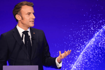 Macron, Berlin Global Dialogue, Stock