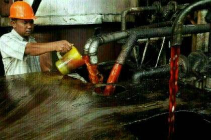 सोयातेल की मजबूत कीमतों से पाम चढ़ा, उत्पादन में गिरावट की आशंका - बाजार